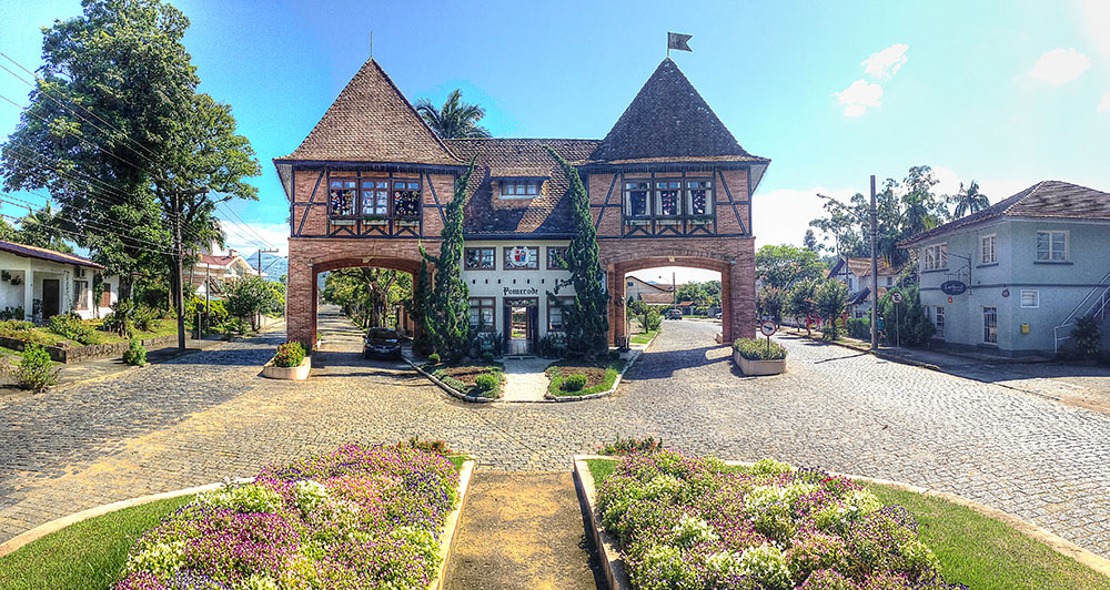 Portal sul de entrada da cidade